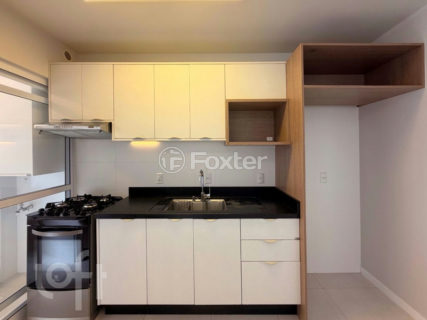 Image 5 - 1009474