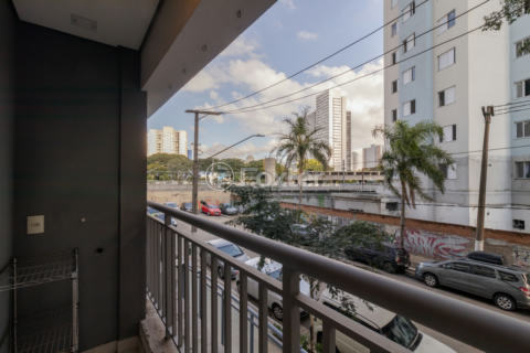 Image 6 - 1009482
