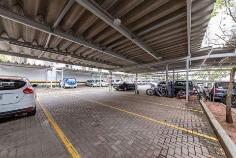 Image 8 - 1009533