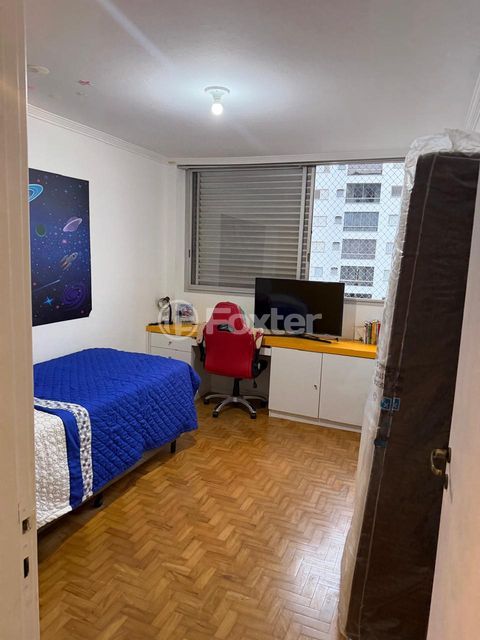 Image 7 - 1009536