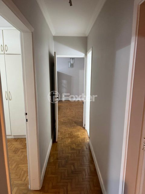 Image 3 - 1009536