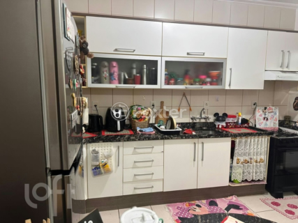 Image 4 - 1009607