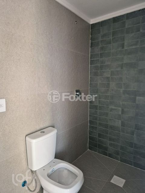 Image 6 - 1009611