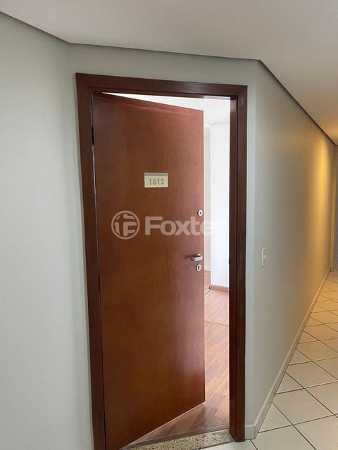 Image 1 - 1009615