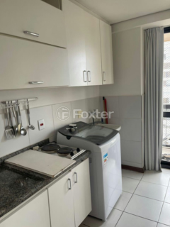 Image 4 - 1009615