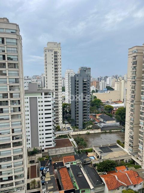 Image 16 - 1009615