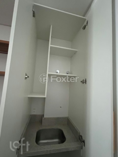 Image 21 - 1009669
