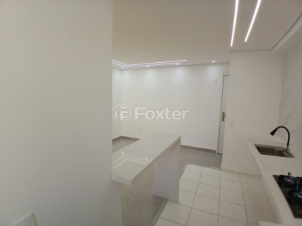 Image 4 - 1009679