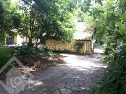 Image 2 - 1009703