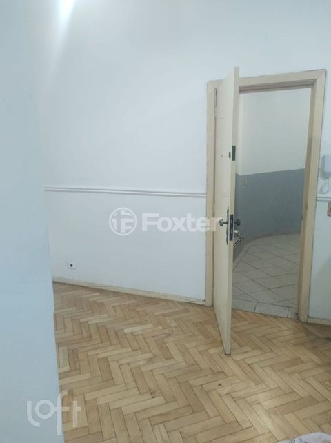 Image 5 - 1009712