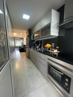 Image 3 - 1009760