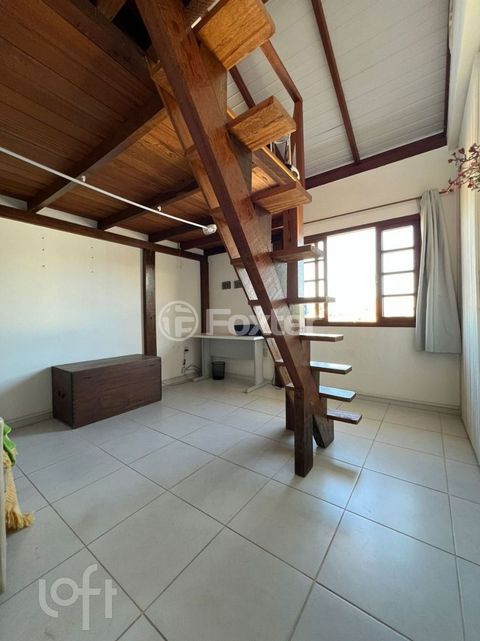 Image 3 - 1009766