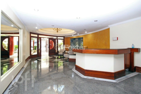 Image 38 - 1009787