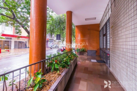 Image 33 - 1009835