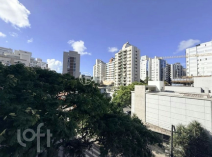 Image 29 - 1009906