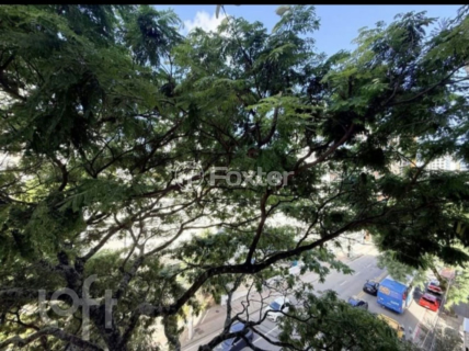 Image 26 - 1009906