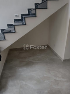 Image 2 - 1009911