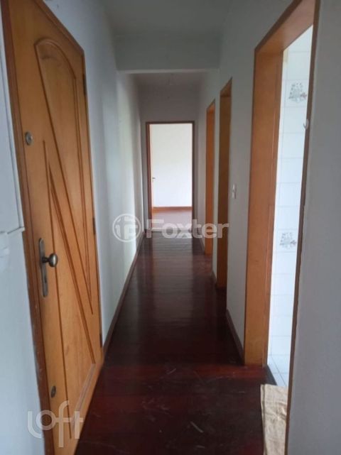 Image 4 - 1009928