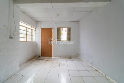 Image 11 - 1009989