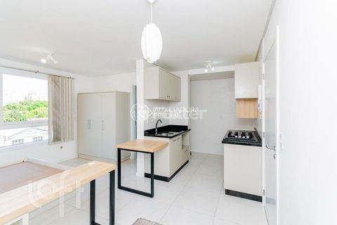 Image 19 - 1010016