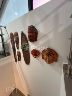 Image 30 - 1010019