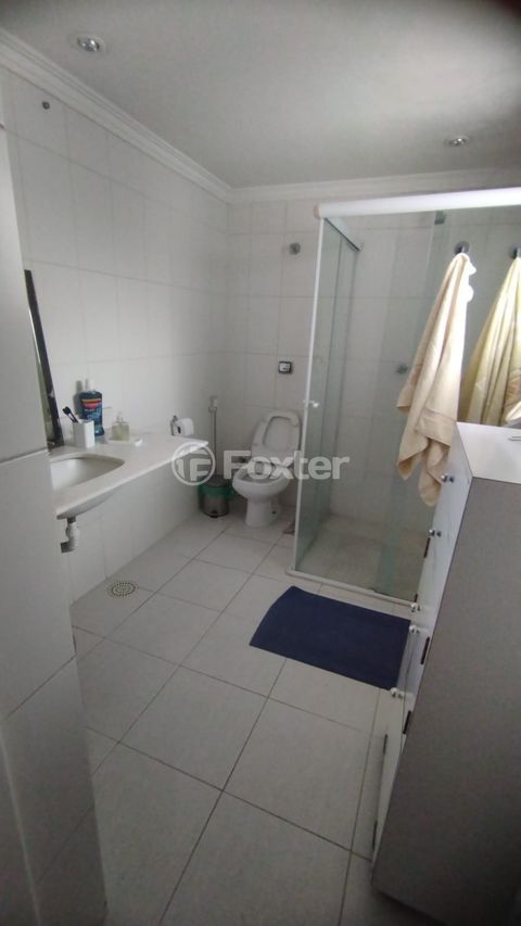 Image 2 - 1010049