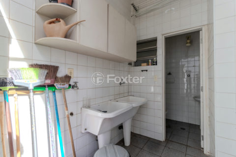 Image 38 - 1010049