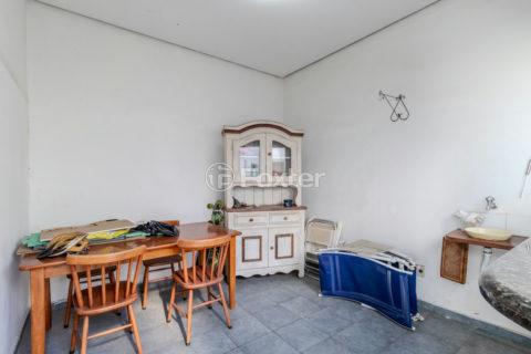 Image 37 - 1010049