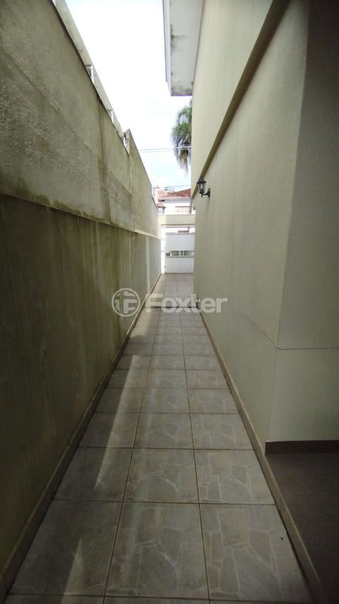 Image 9 - 1010052