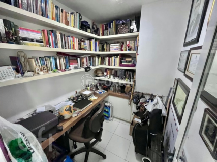 Image 35 - 1010096
