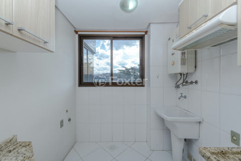 Image 32 - 1010213