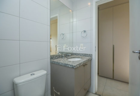 Image 9 - 1010233
