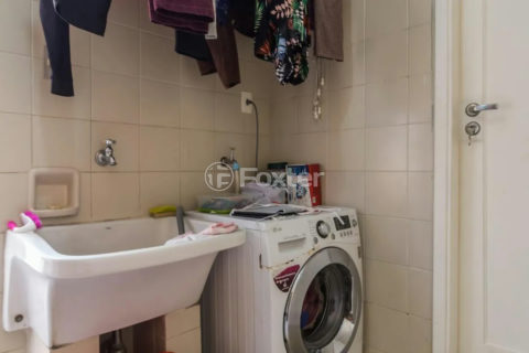 Image 23 - 1010315