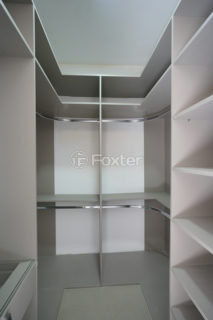 Image 6 - 1010391
