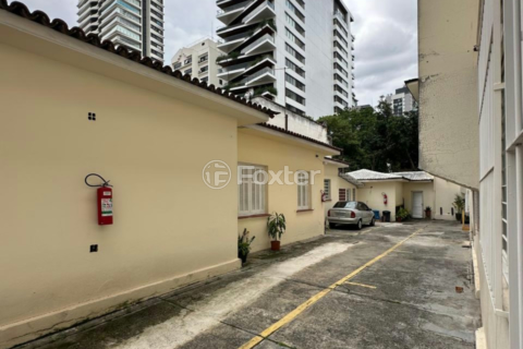 Image 15 - 1010427