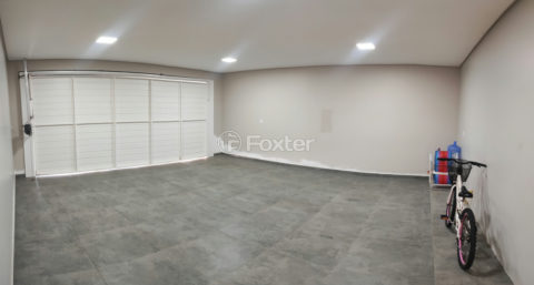Image 32 - 1010574