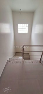 Image 37 - 1010613