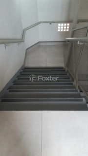 Image 10 - 1010625