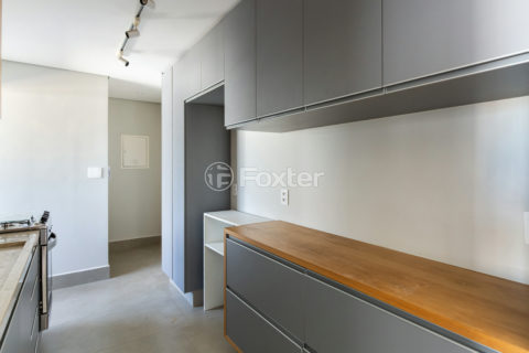Image 25 - 1010665