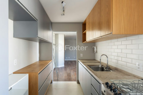 Image 29 - 1010665