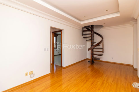 Image 4 - 1010666