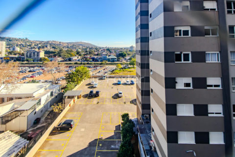 Image 3 - 1010698