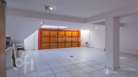 Image 31 - 1010699
