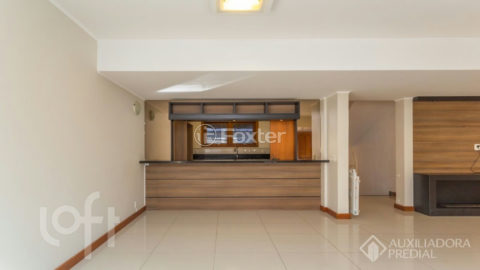 Image 9 - 1010699