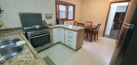 Image 4 - 1010779
