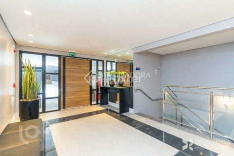 Image 25 - 1010782