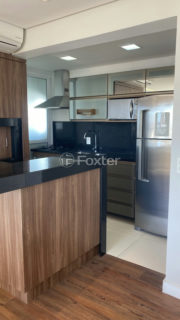 Image 2 - 1010797