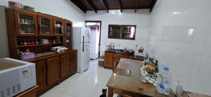 Image 7 - 1010827