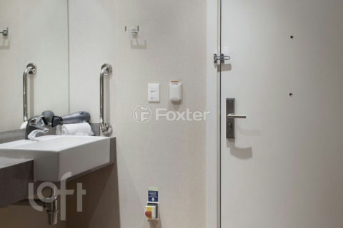 Image 7 - 1010962