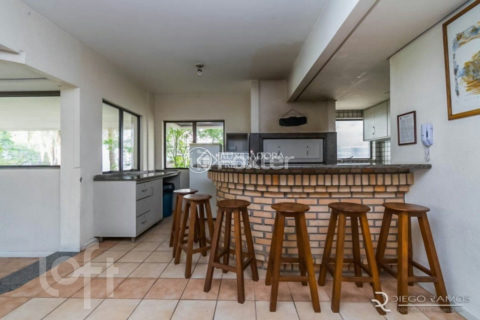 Image 31 - 1010972